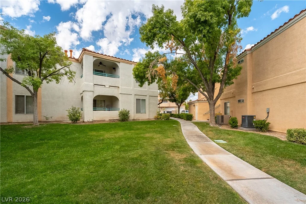 8452 Boseck, Las Vegas, NV 89145