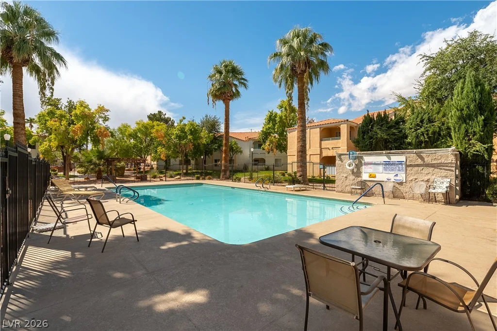 8452 Boseck, Las Vegas, NV 89145