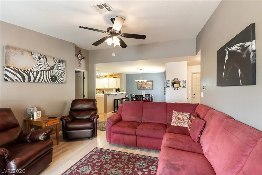 8452 Boseck, Las Vegas, NV 89145