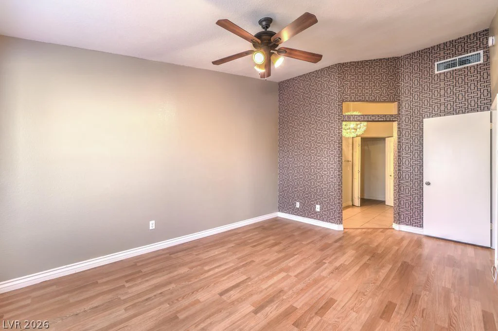 4029 Castle Cove, Las Vegas, NV 89108