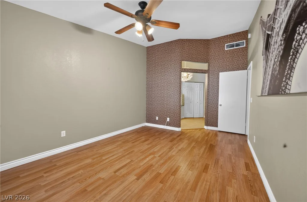 4029 Castle Cove, Las Vegas, NV 89108