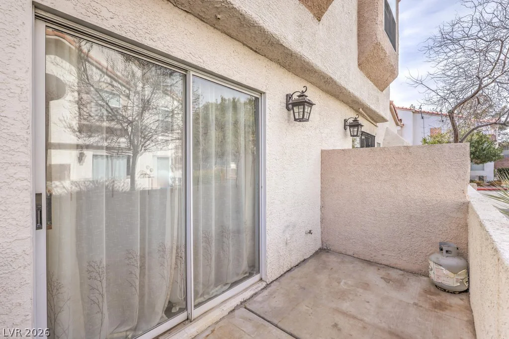 4029 Castle Cove, Las Vegas, NV 89108