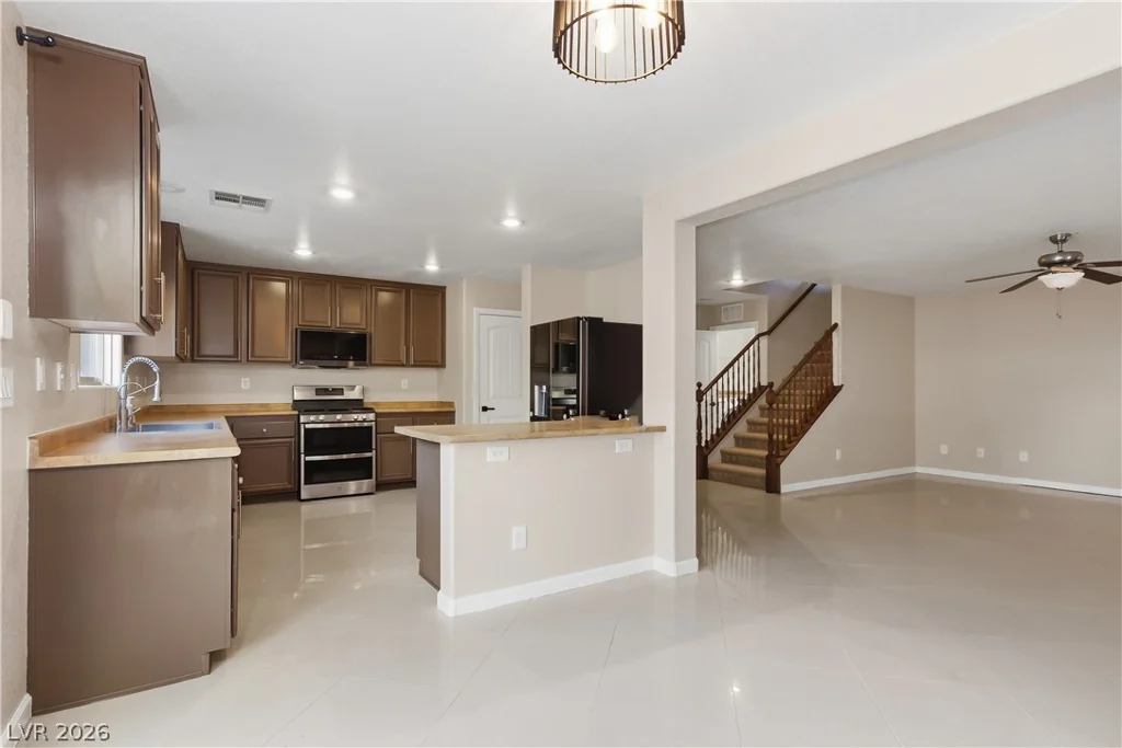 10847 Iona Island, Las Vegas, NV 89166