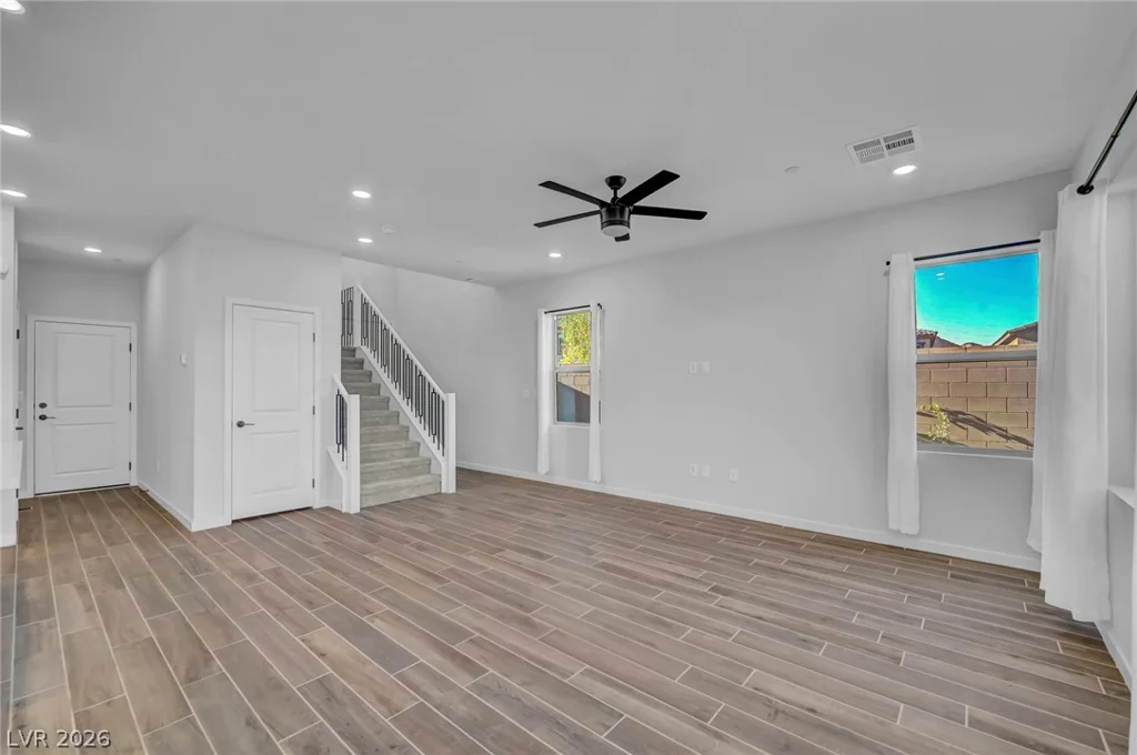 2408 Switchback Valley, Las Vegas, NV 89138