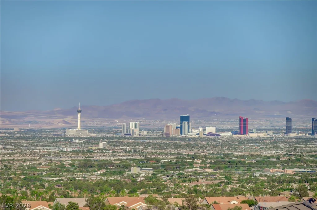 2408 Switchback Valley, Las Vegas, NV 89138