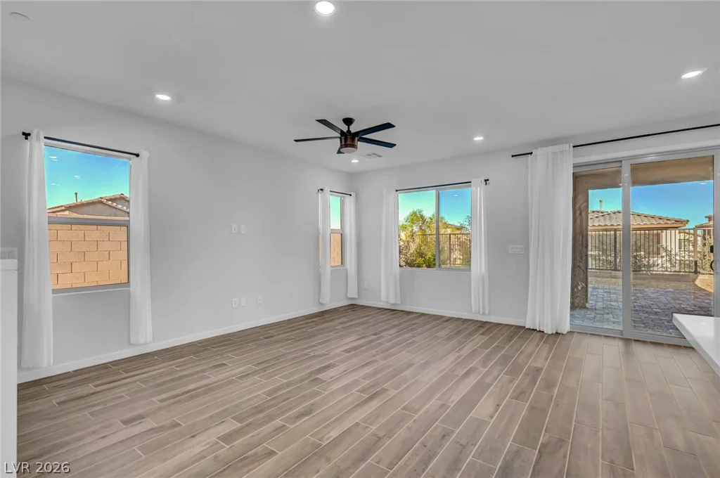 2408 Switchback Valley, Las Vegas, NV 89138