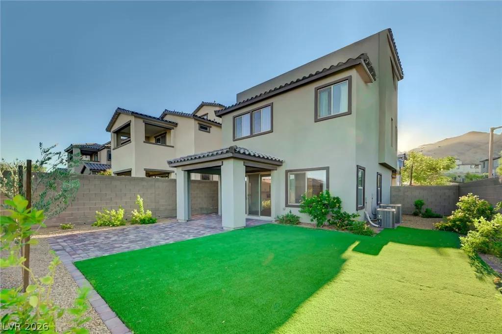 2408 Switchback Valley, Las Vegas, NV 89138