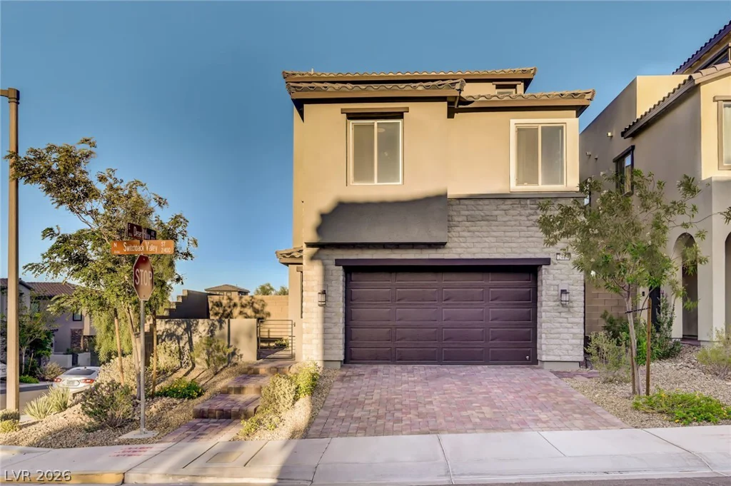 2408 Switchback Valley, Las Vegas, NV 89138