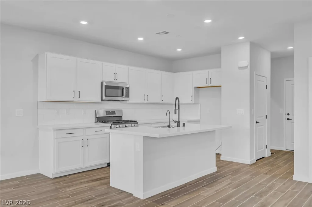 2408 Switchback Valley, Las Vegas, NV 89138