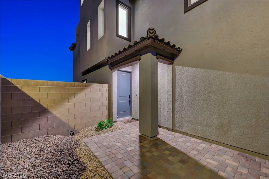 2408 Switchback Valley, Las Vegas, NV 89138