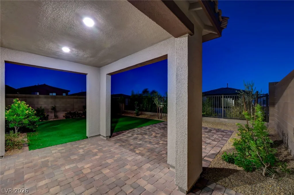 2408 Switchback Valley, Las Vegas, NV 89138