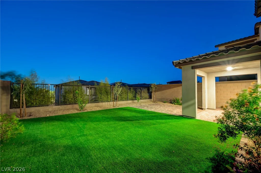 2408 Switchback Valley, Las Vegas, NV 89138