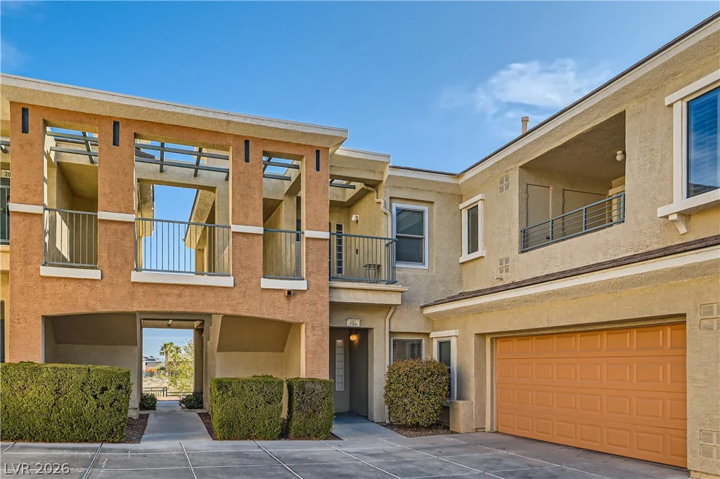 10800 Amber Ridge, Las Vegas, NV 89144