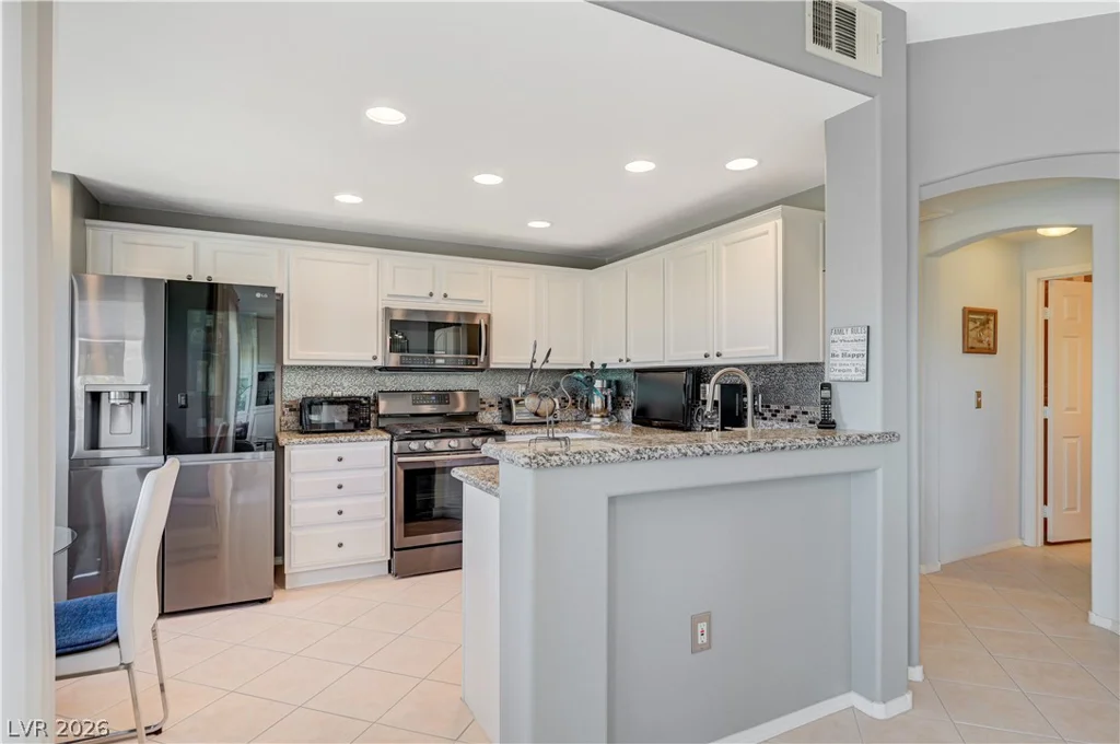10800 Amber Ridge, Las Vegas, NV 89144