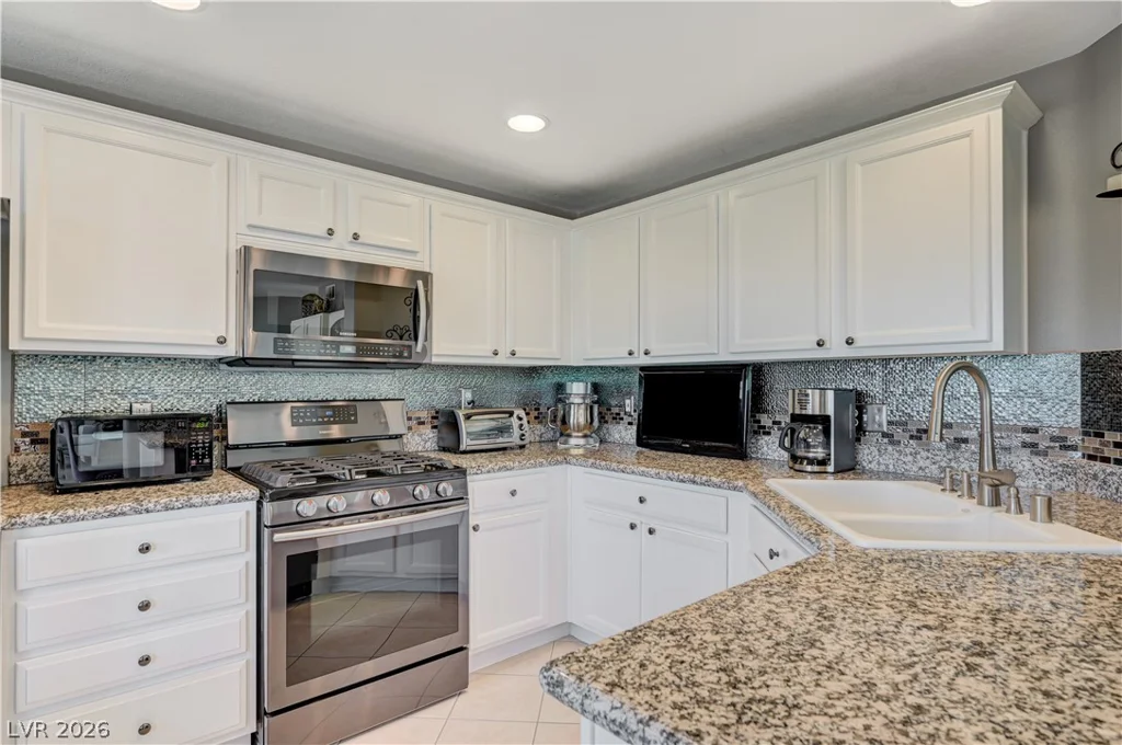 10800 Amber Ridge, Las Vegas, NV 89144