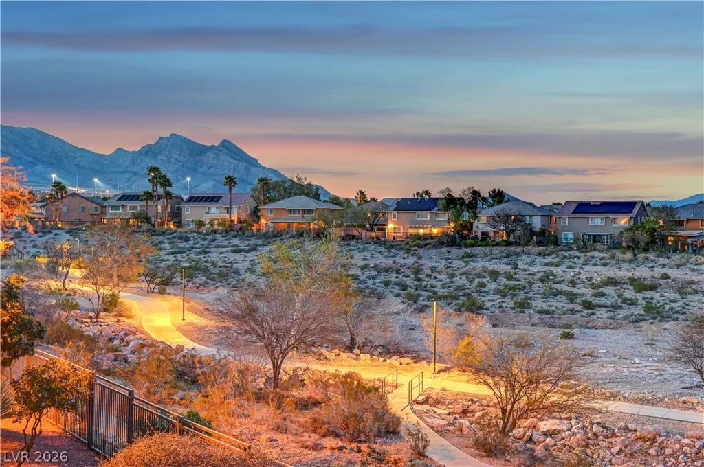 10800 Amber Ridge, Las Vegas, NV 89144