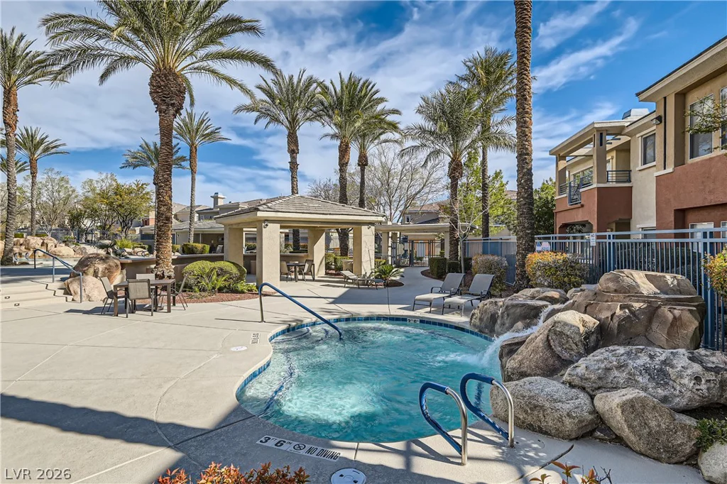 10800 Amber Ridge, Las Vegas, NV 89144