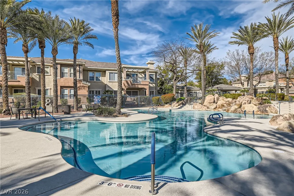 10800 Amber Ridge, Las Vegas, NV 89144