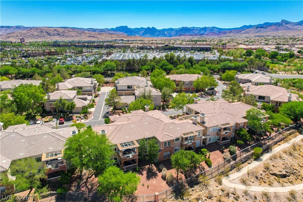 10800 Amber Ridge, Las Vegas, NV 89144
