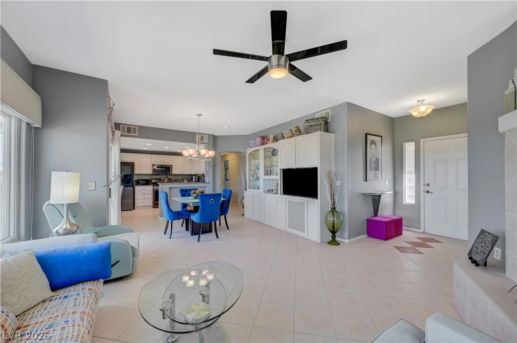 10800 Amber Ridge, Las Vegas, NV 89144