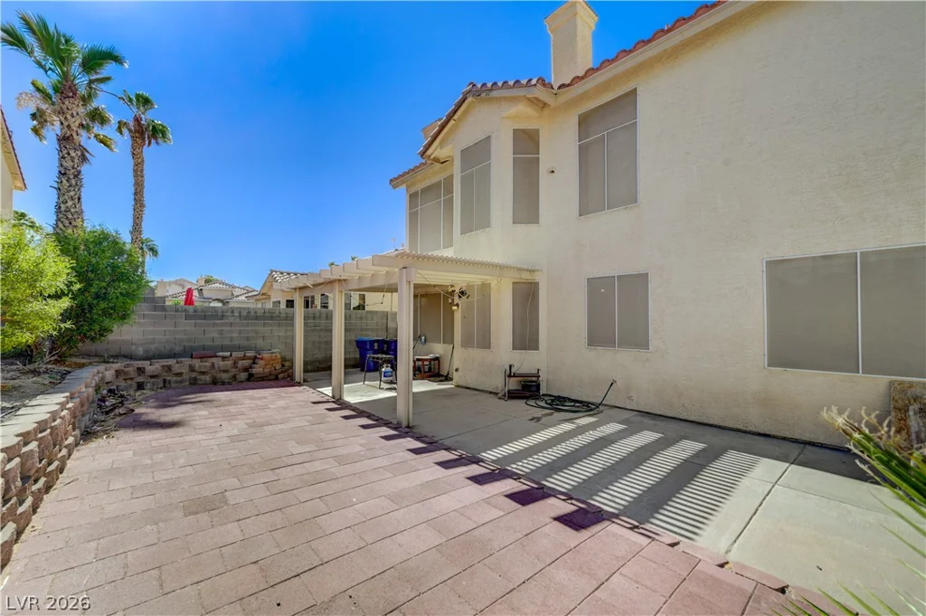 1069 Coral Desert, Las Vegas, NV 89123