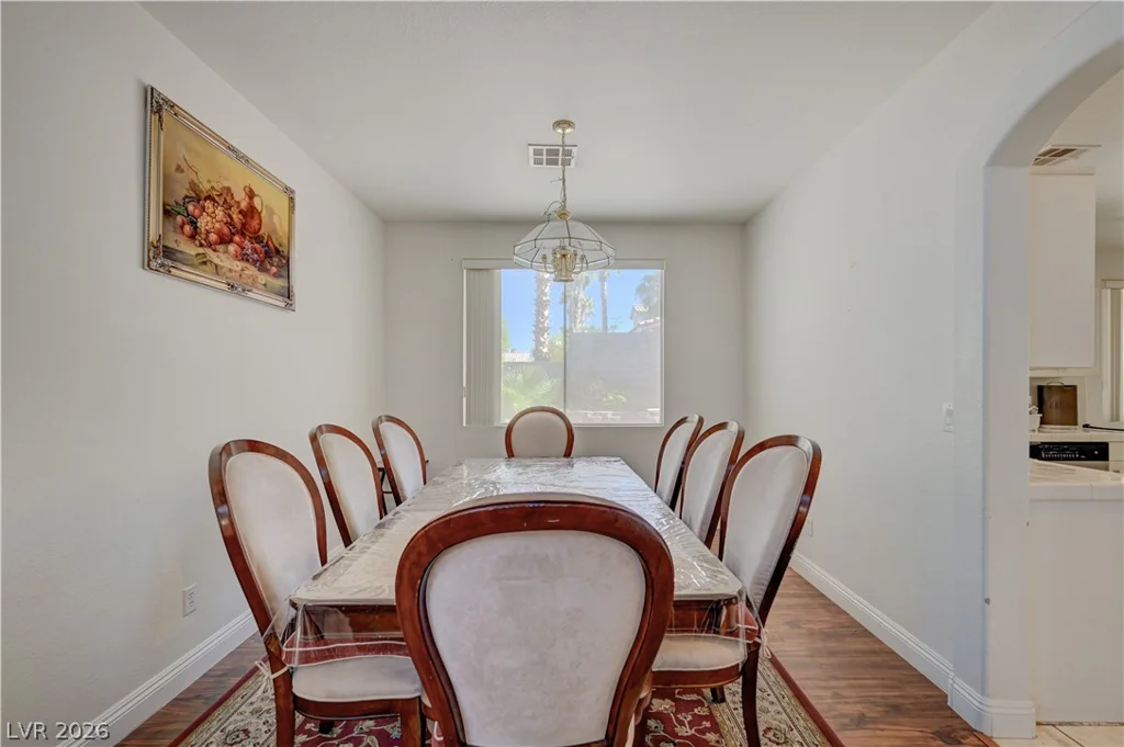 1069 Coral Desert, Las Vegas, NV 89123