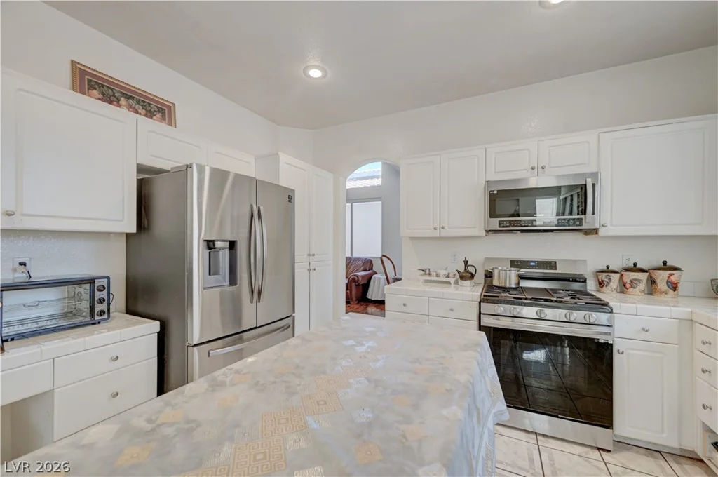 1069 Coral Desert, Las Vegas, NV 89123