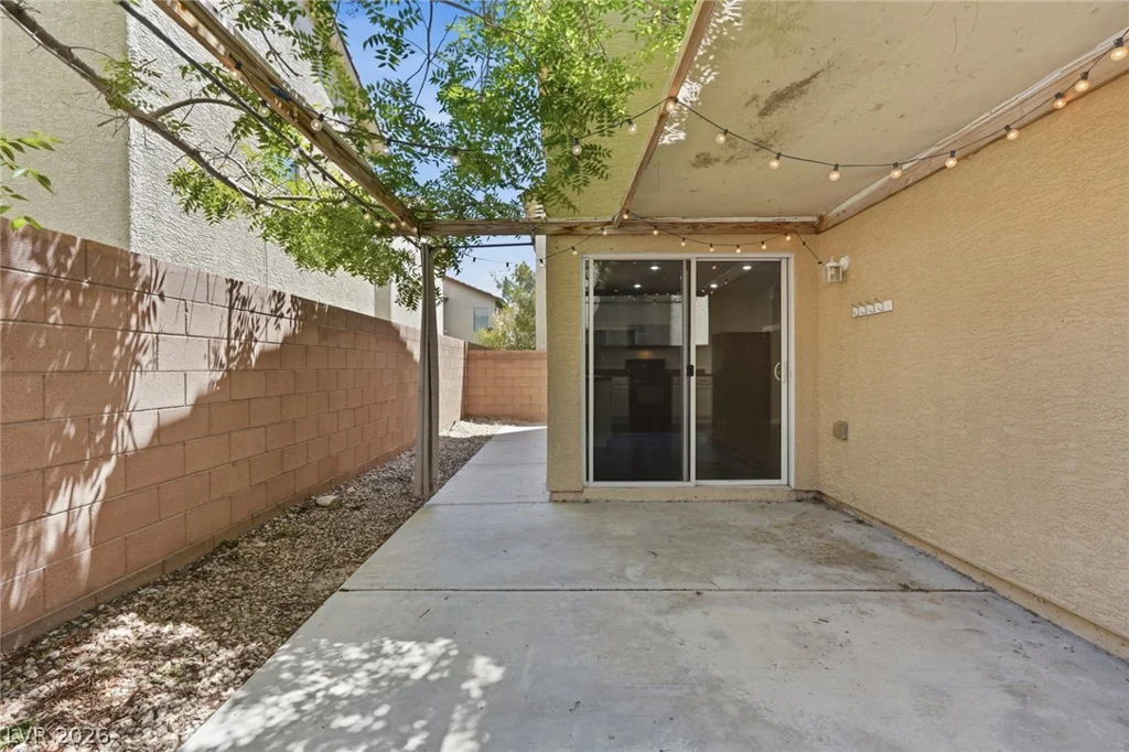 80 Lockheed, Las Vegas, NV 89183