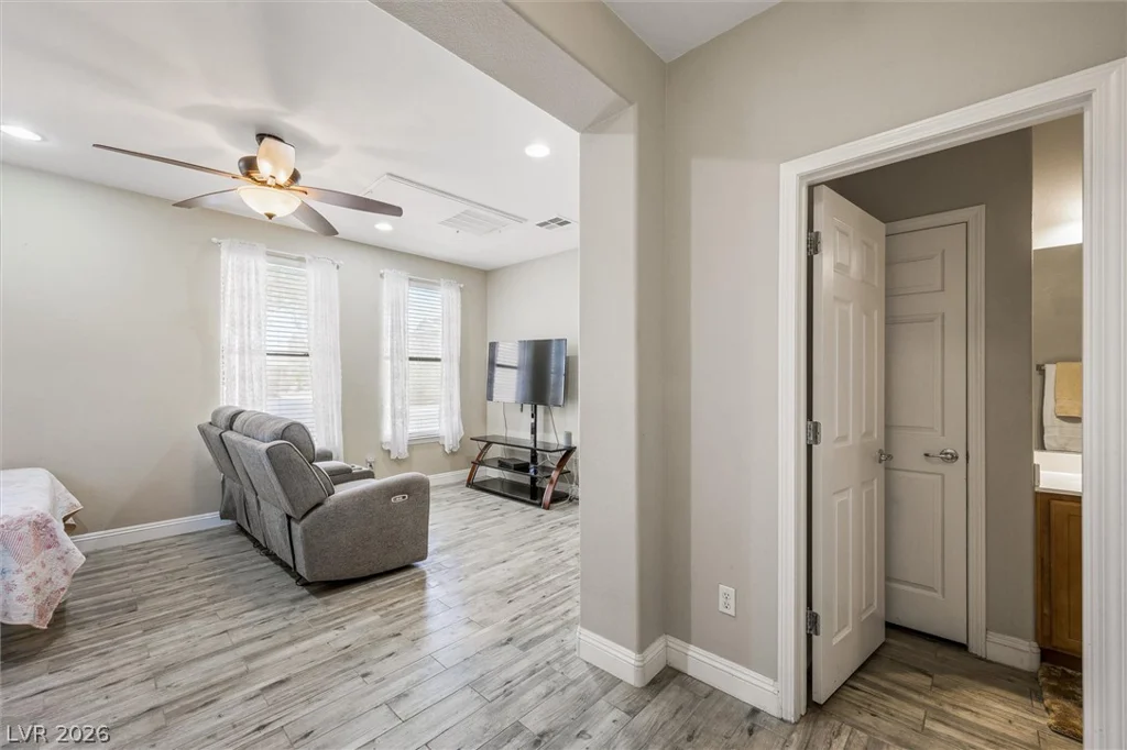 5642 Ouray, North Las Vegas, NV 89081