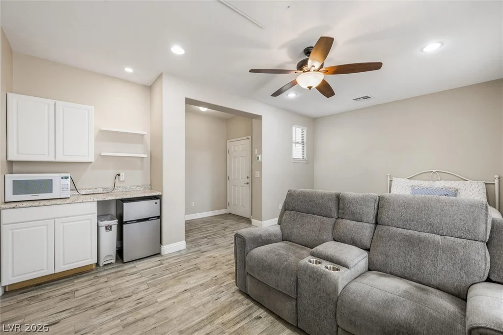 5642 Ouray, North Las Vegas, NV 89081