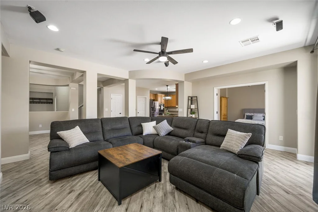 5642 Ouray, North Las Vegas, NV 89081