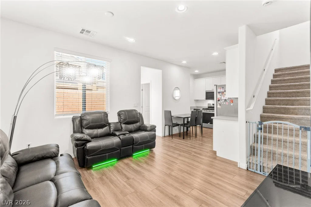 3664 High Prairie, Las Vegas, NV 89115