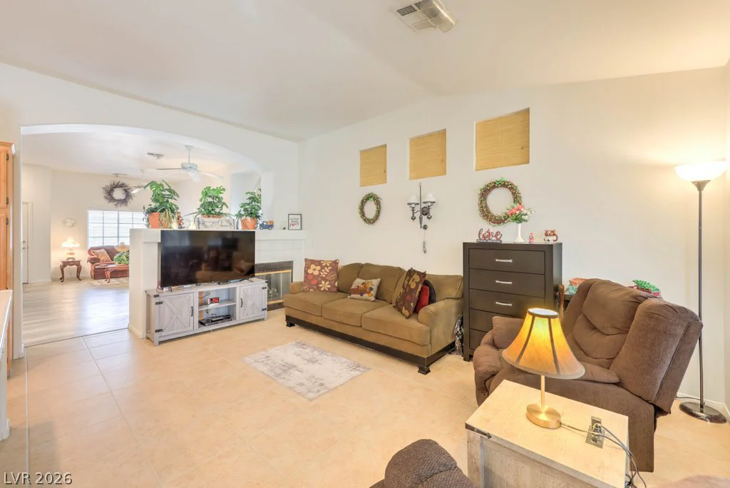 6309 Elderberry Wine, Las Vegas, NV 89142