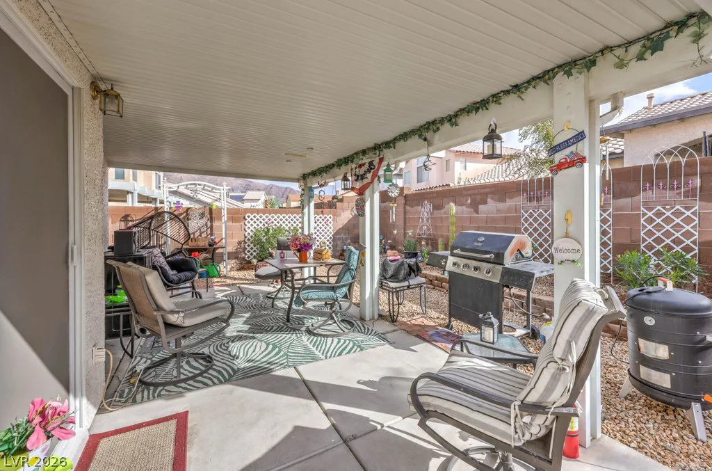 6309 Elderberry Wine, Las Vegas, NV 89142