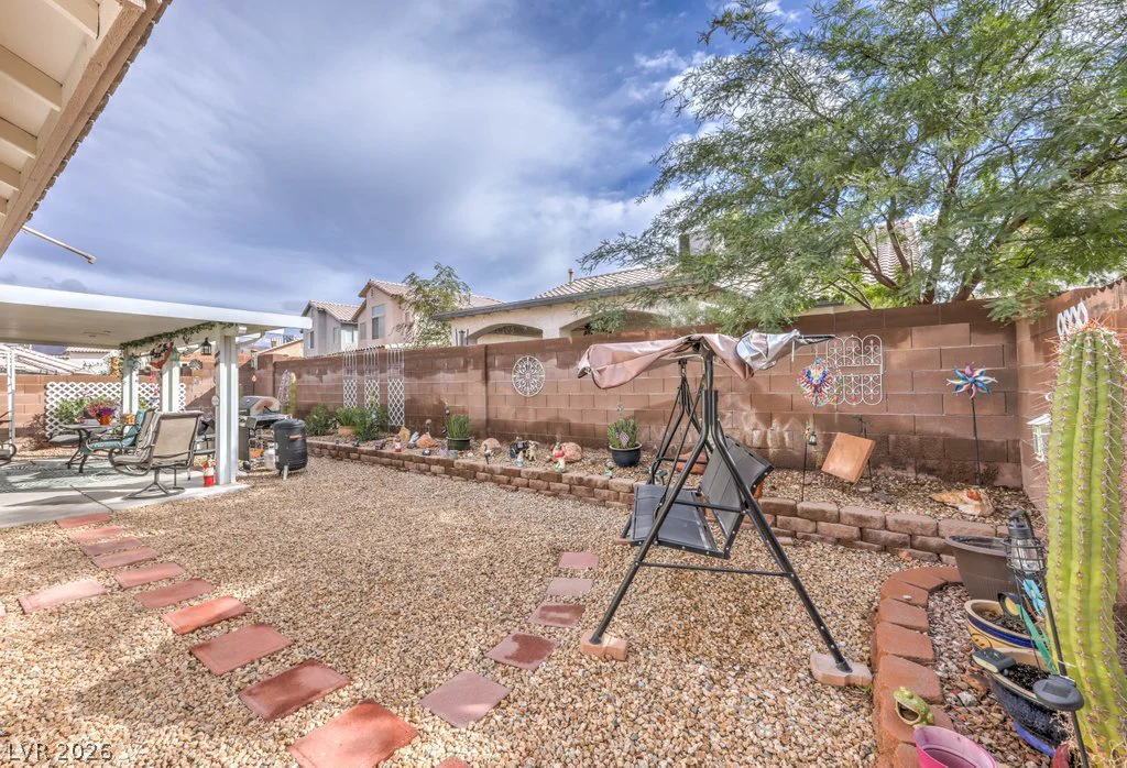 6309 Elderberry Wine, Las Vegas, NV 89142