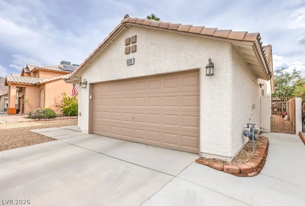 6309 Elderberry Wine, Las Vegas, NV 89142