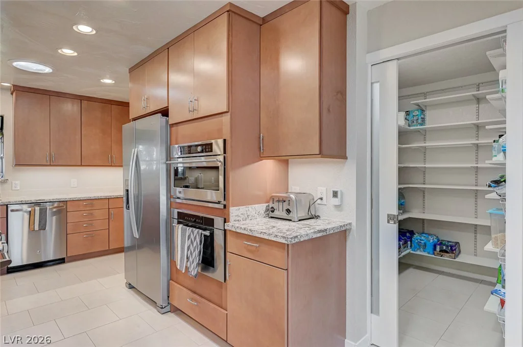 11 Pheasant Ridge, Henderson, NV 89014