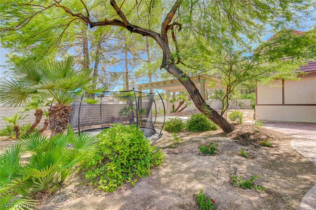 11 Pheasant Ridge, Henderson, NV 89014