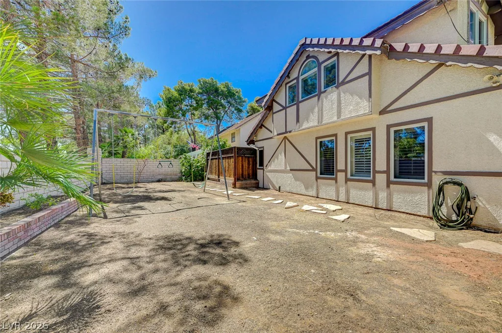 11 Pheasant Ridge, Henderson, NV 89014