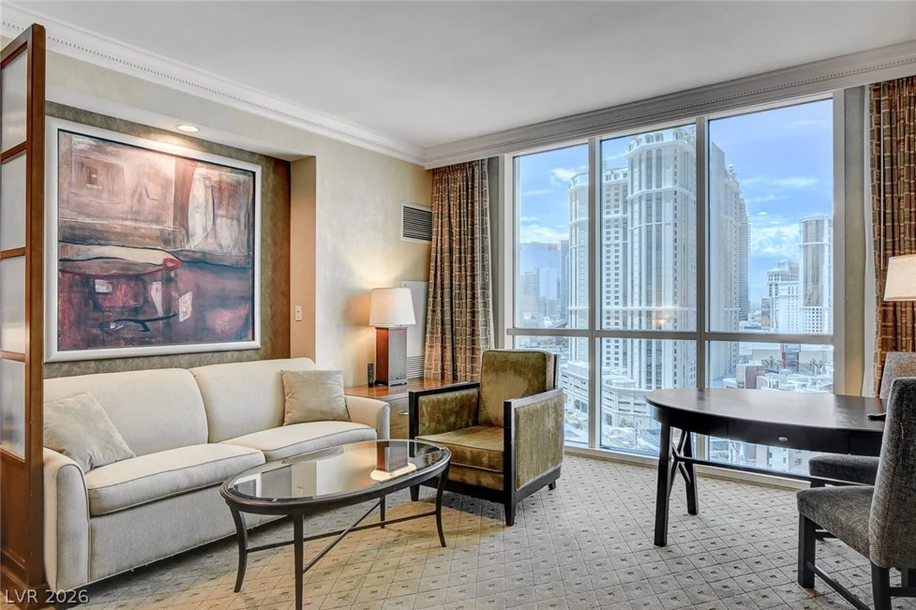 145 Harmon, Las Vegas, NV 89109