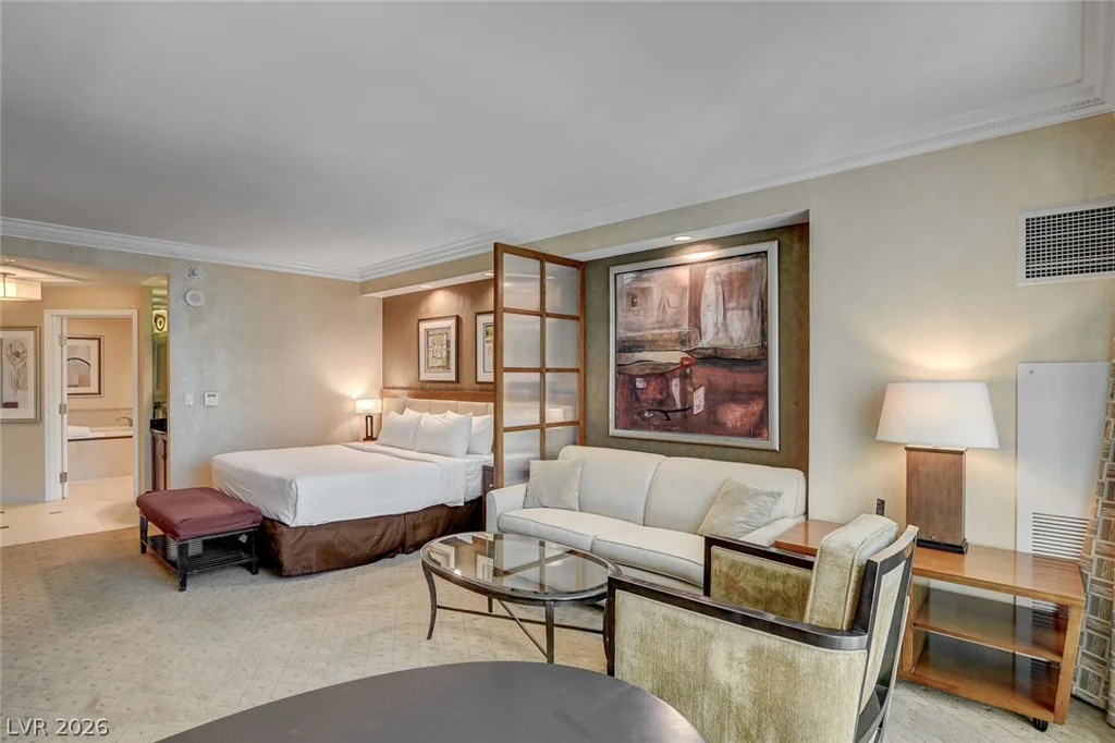 145 Harmon, Las Vegas, NV 89109