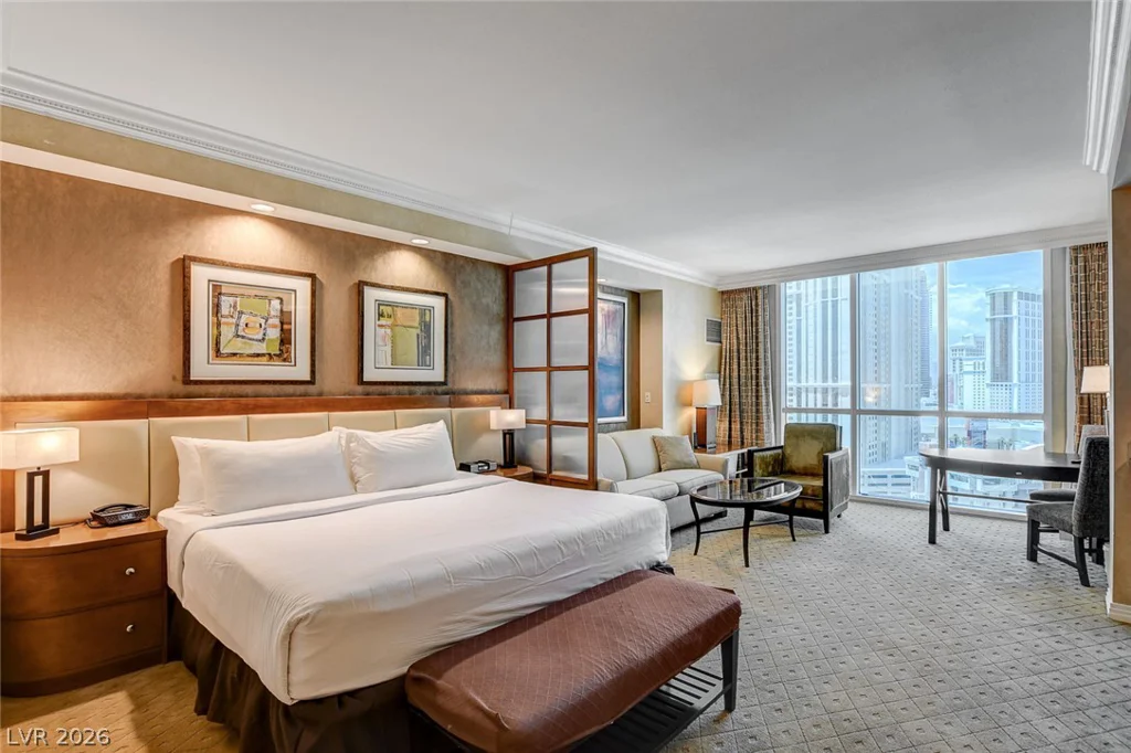 145 Harmon, Las Vegas, NV 89109