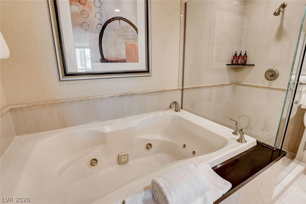 145 Harmon, Las Vegas, NV 89109