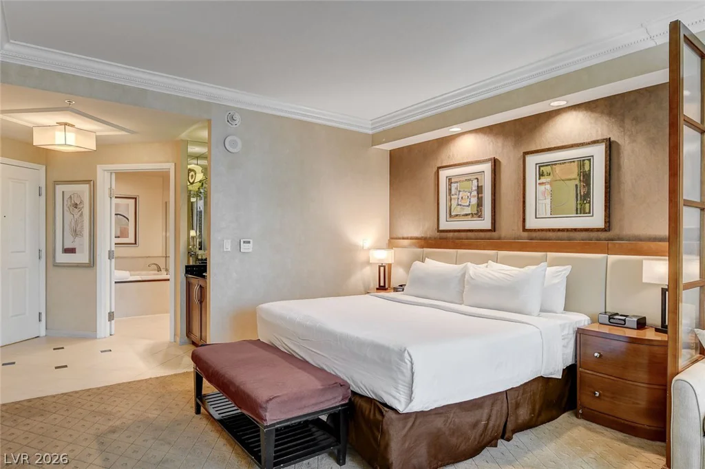 145 Harmon, Las Vegas, NV 89109
