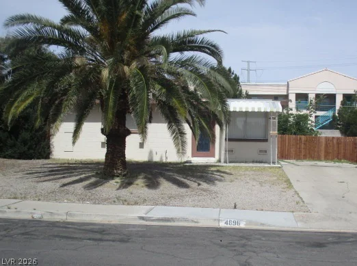 4696 Sheppard, Las Vegas, NV 89122