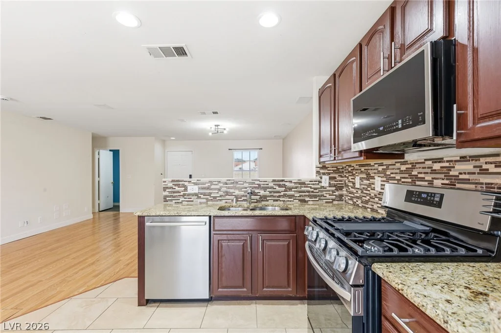 824 Cotton Wind, Henderson, NV 89011