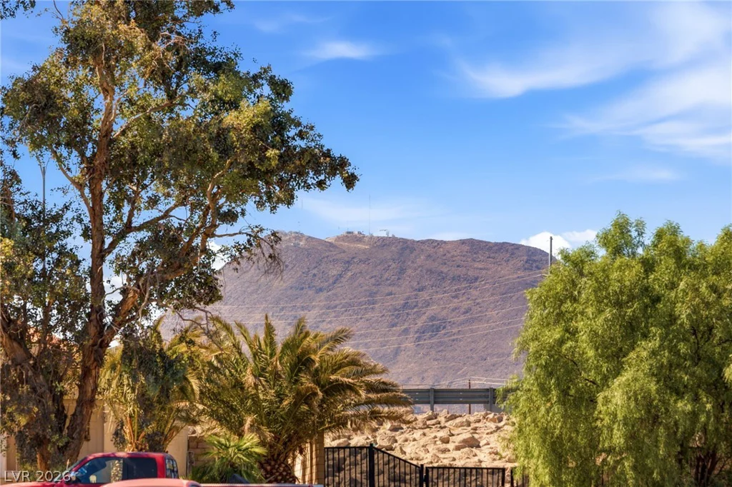 824 Cotton Wind, Henderson, NV 89011
