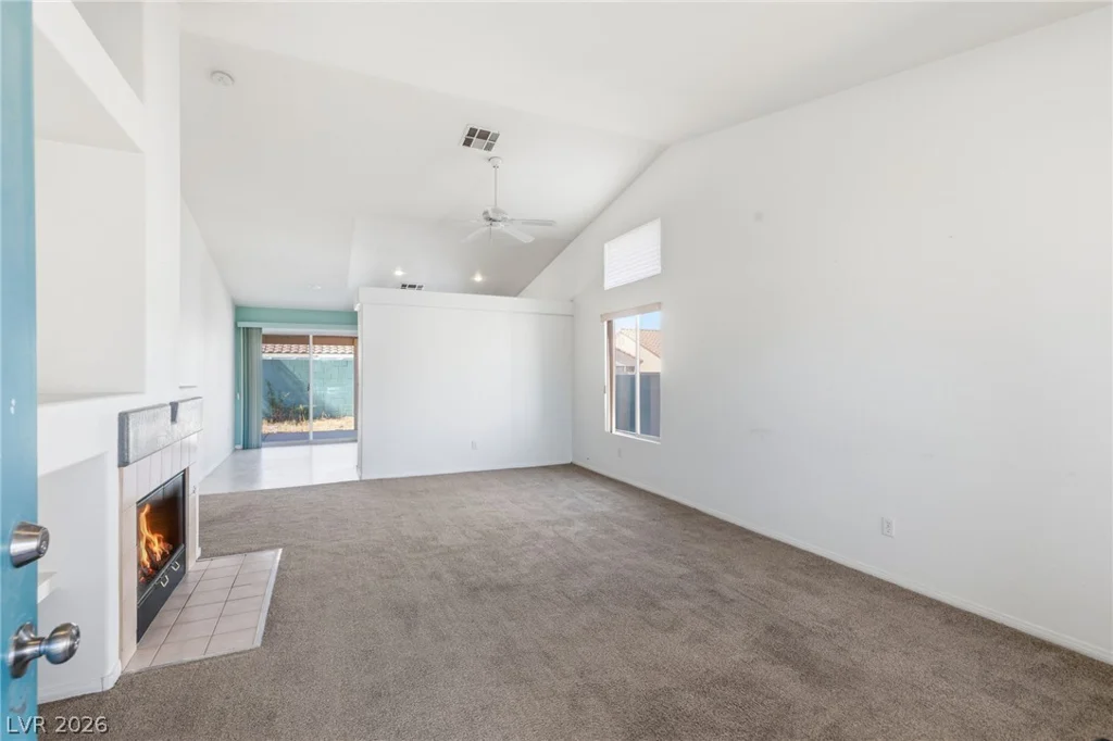 134 Windy Creek, Las Vegas, NV 89123