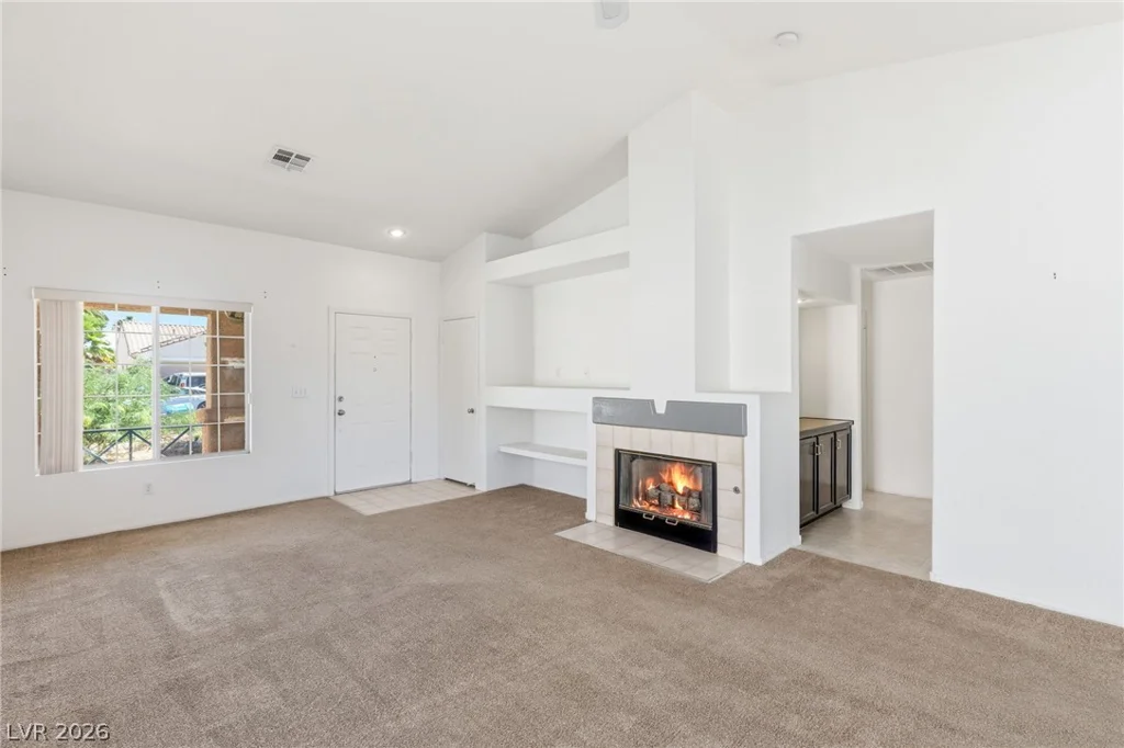 134 Windy Creek, Las Vegas, NV 89123