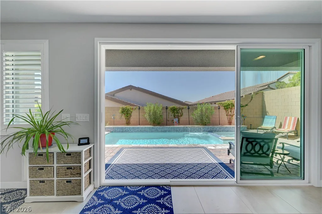 10401 Wedgedale, Las Vegas, NV 89166